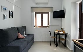 Kasteli Loft Apartment